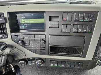 Volvo FM 460 6x2/4 / LIFT - STEER AXLE / DEMO / NEW / 1479 km!